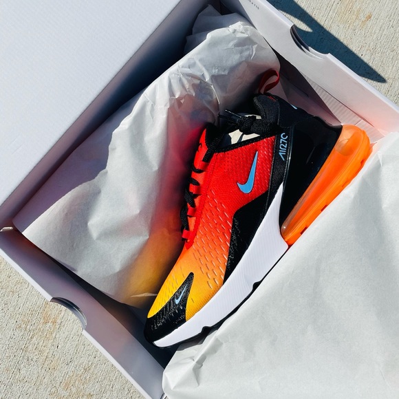 Nike Airmax 270 - Picture 4 of 6